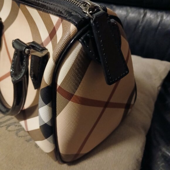 Authentic Burberry Chester Nova Check Patent Bowling Bag Black - Picture 11 of 13